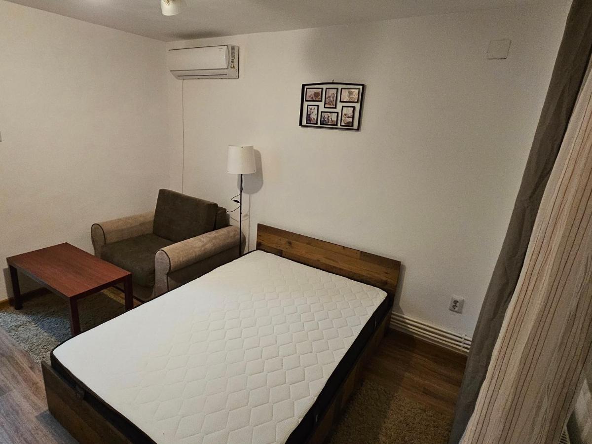 Cozy Studio Brăila Екстериор снимка